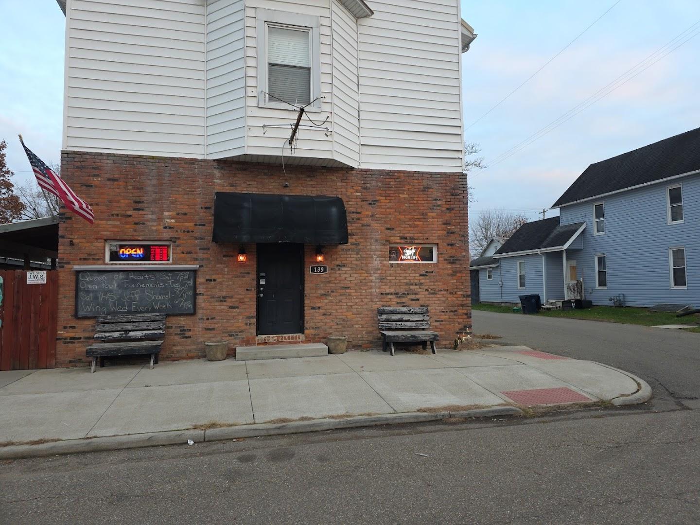 Lock 15 Bar & Grill
